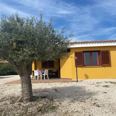 Dom wakacyjny Capo Comino 500 M Dal Mare *